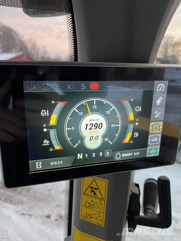 New Holland W 110D 电动叉车