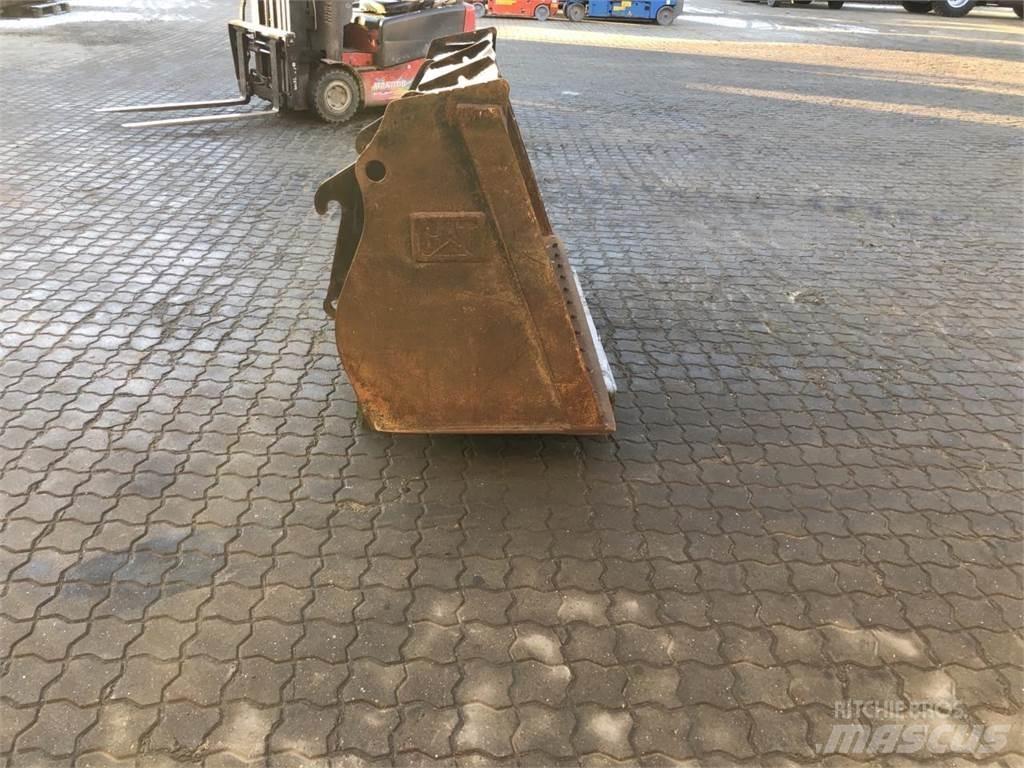 Øvrige Læsseskovl 挖斗