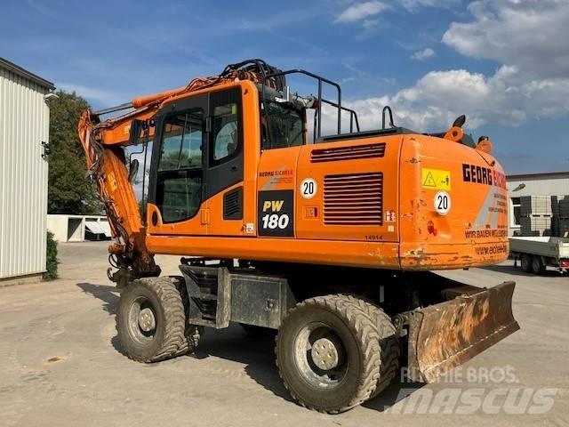 Komatsu PW 180-10 轮式挖掘机