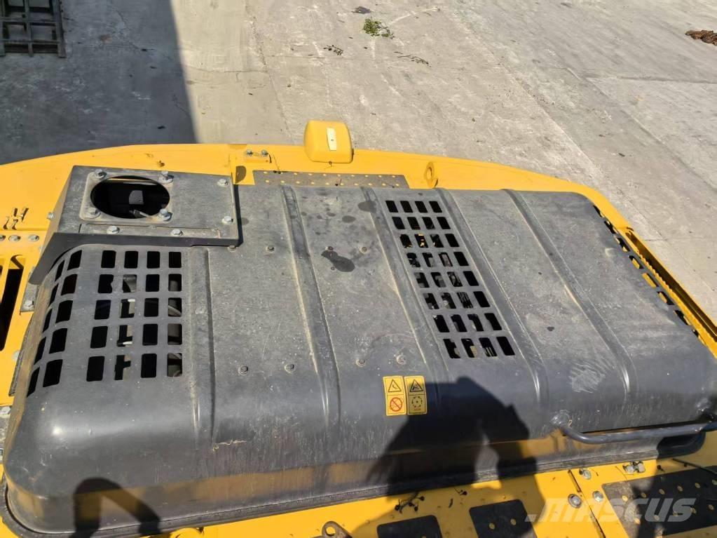 Komatsu PC 200-8 履带挖掘机