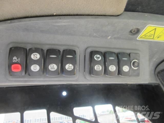 CAT 287 C 滑移装载机