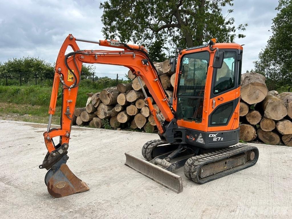 Doosan DX 27 Z 小型挖掘机