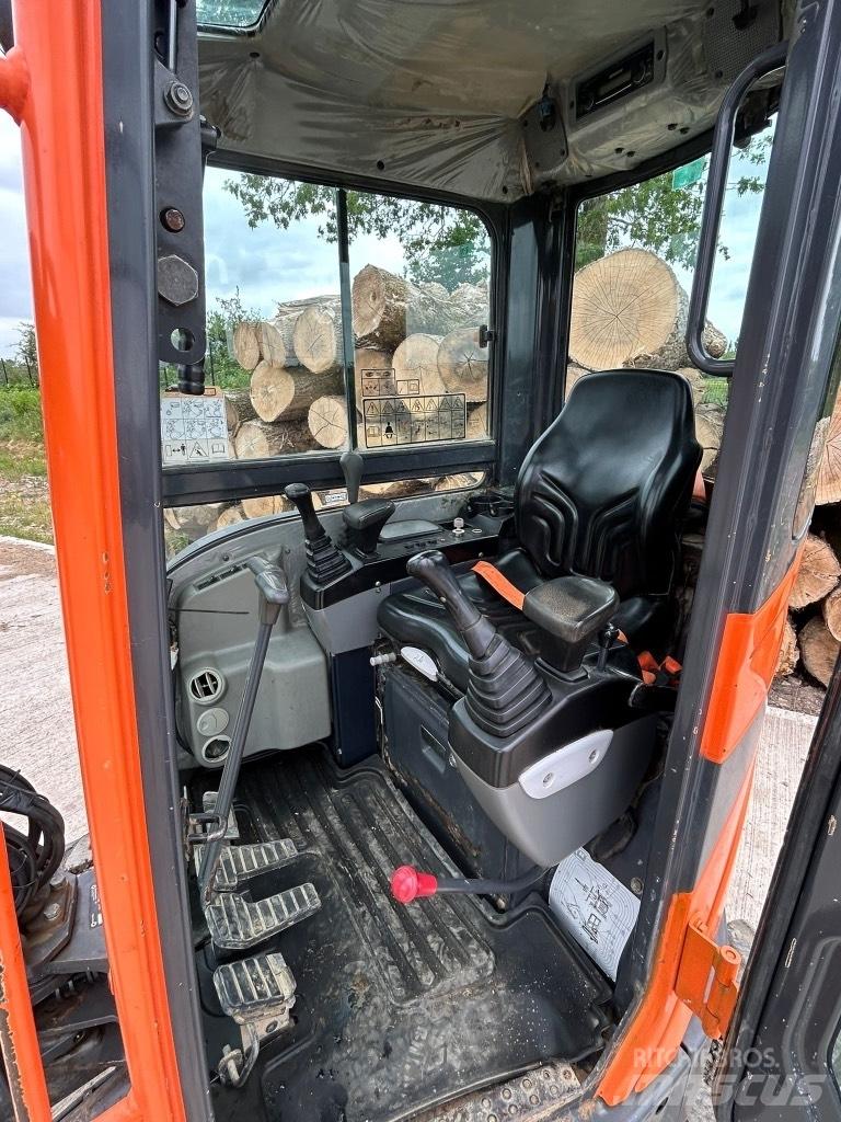 Doosan DX 27 Z 小型挖掘机