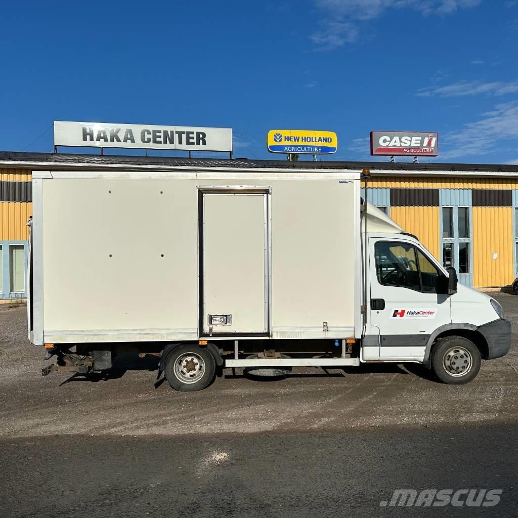 Iveco Daily 3.0 厢式货车