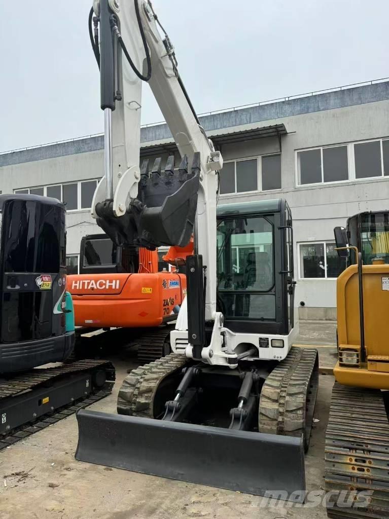 Bobcat 337 小型挖掘机
