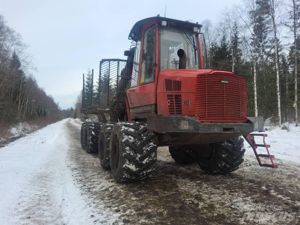 Komatsu 835 集运机