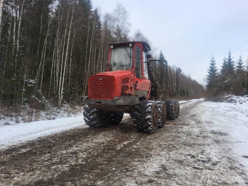 Komatsu 835 集运机