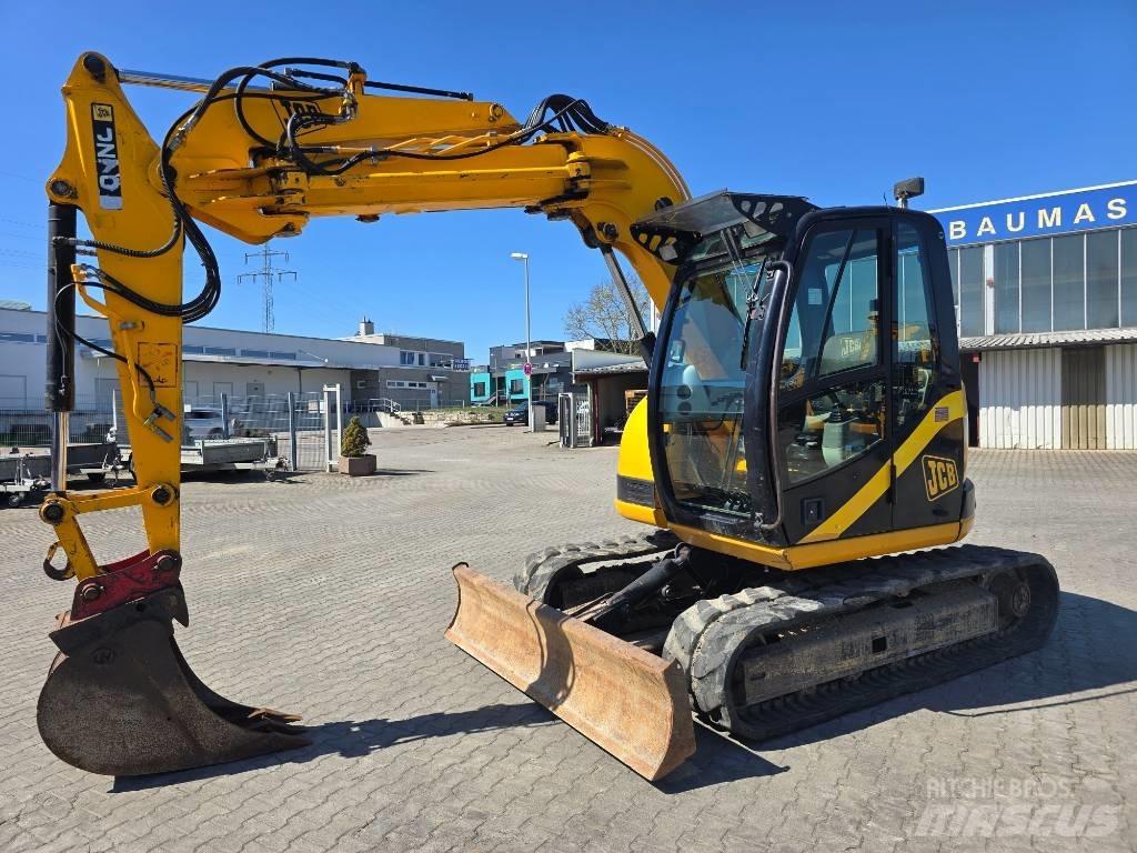 JCB JZ70 中型挖掘机