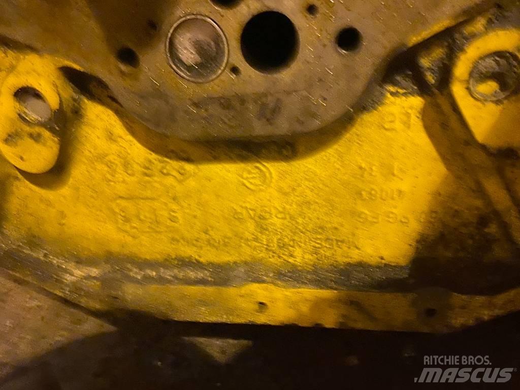 Komatsu PC4000-6 履带挖掘机