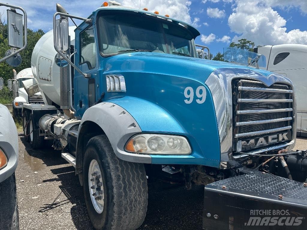 Mack GU 800 其他货车