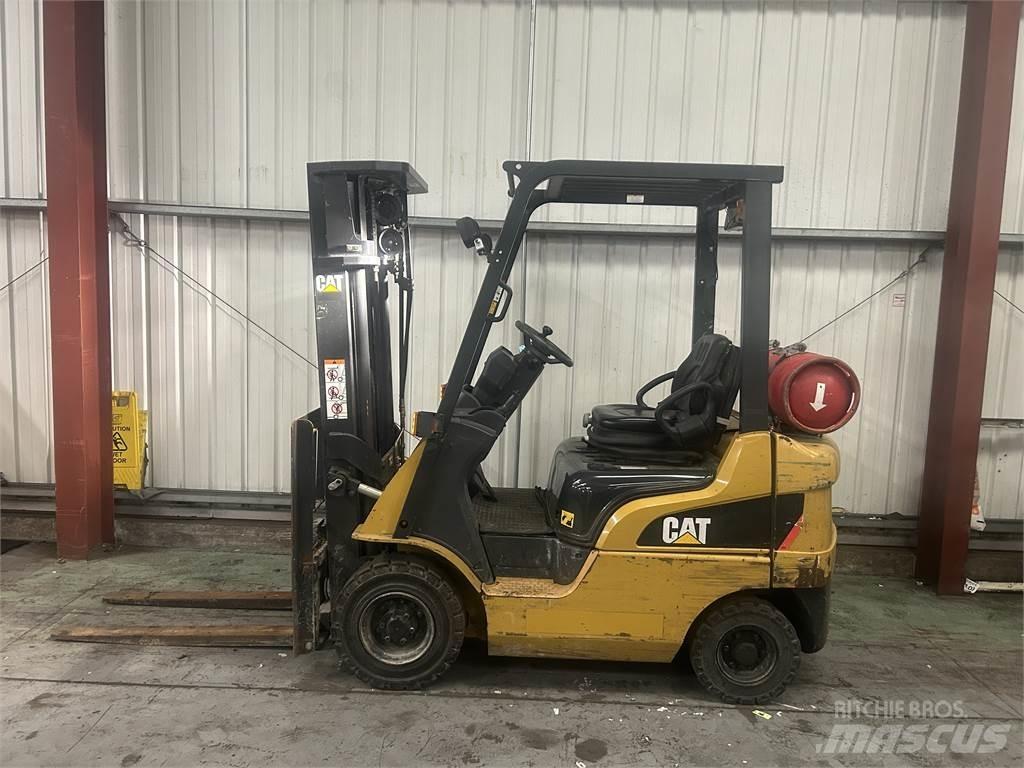 CAT GP18NT 天然气叉车