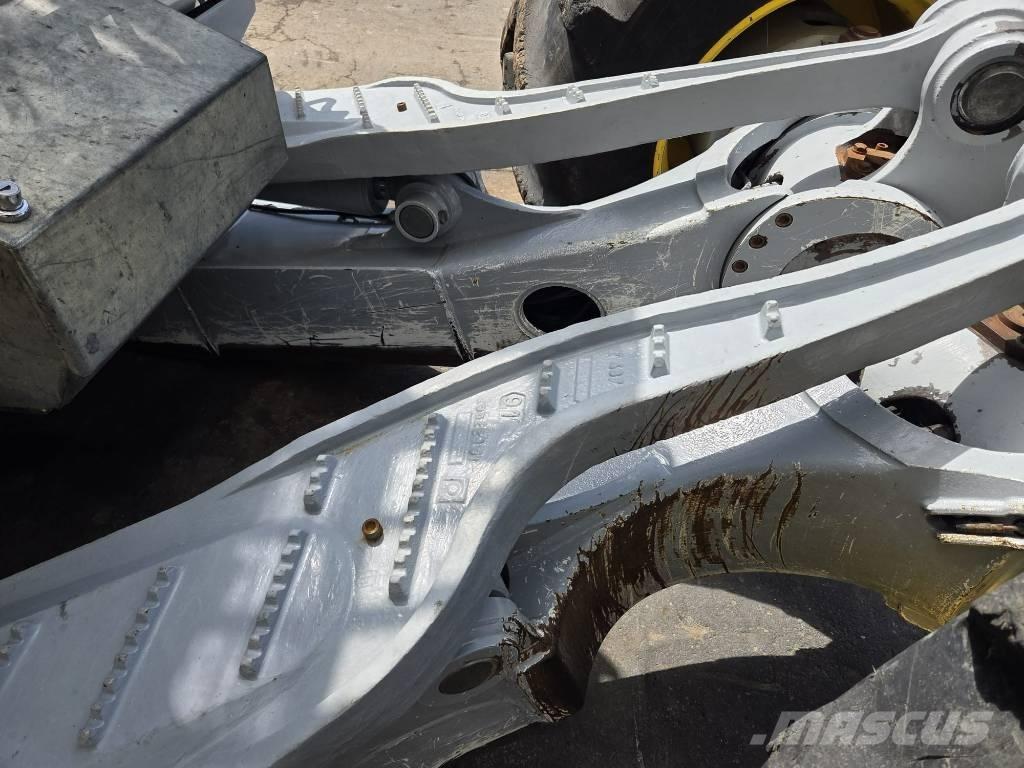 Menzi Muck M545X 特种挖掘机