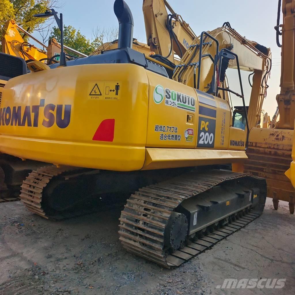 Komatsu PC200-8 履带挖掘机