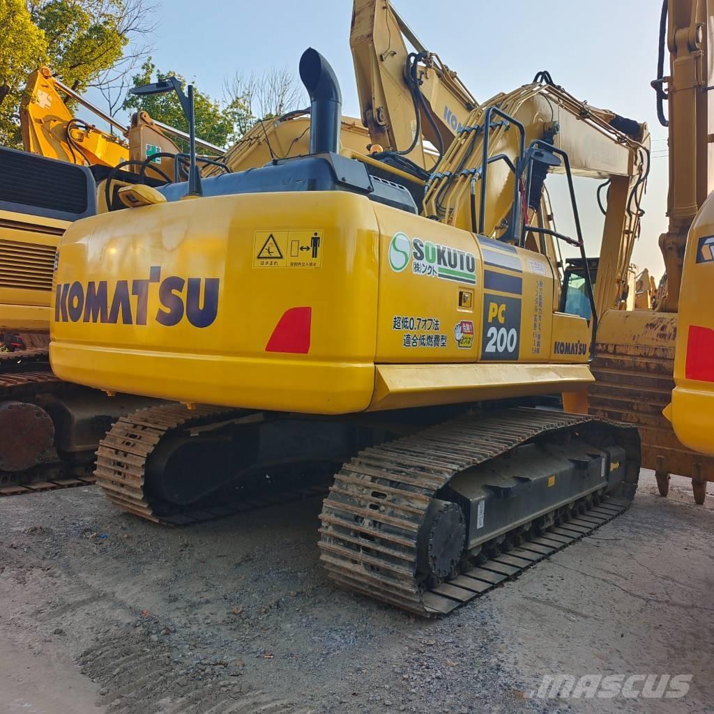 Komatsu PC200-8 履带挖掘机