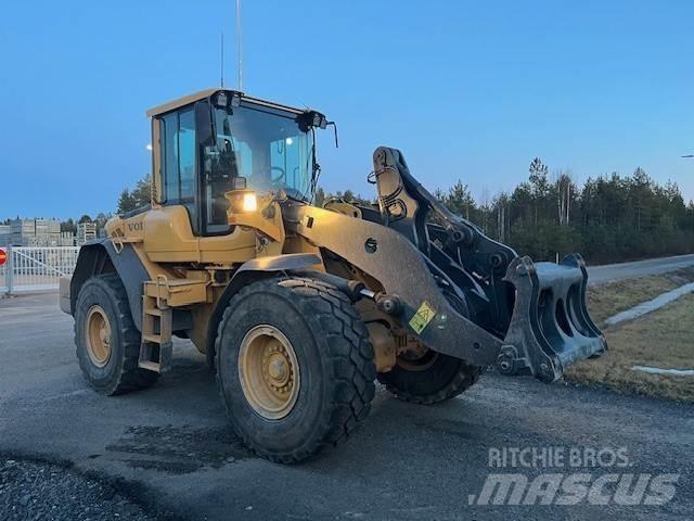 Volvo L90F 轮式装载机