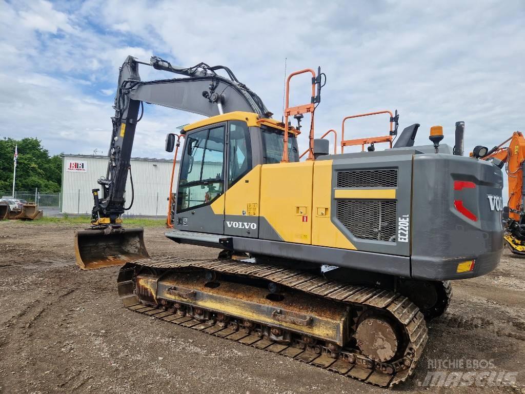 Volvo EC220EL 履带挖掘机