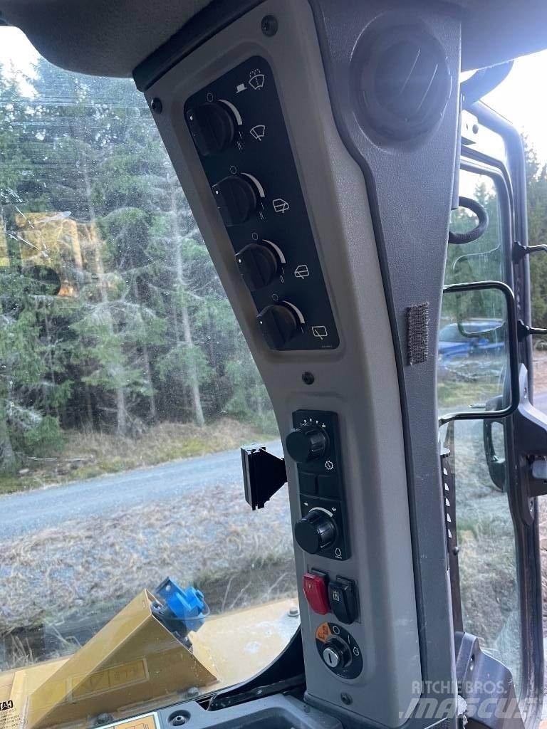 CAT D 6 XE LGP 履带式推土机