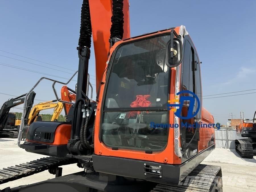 Doosan DX 340 履带挖掘机