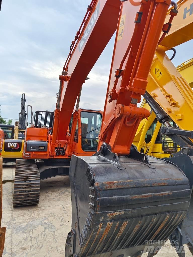 Doosan 225 LC 履带挖掘机