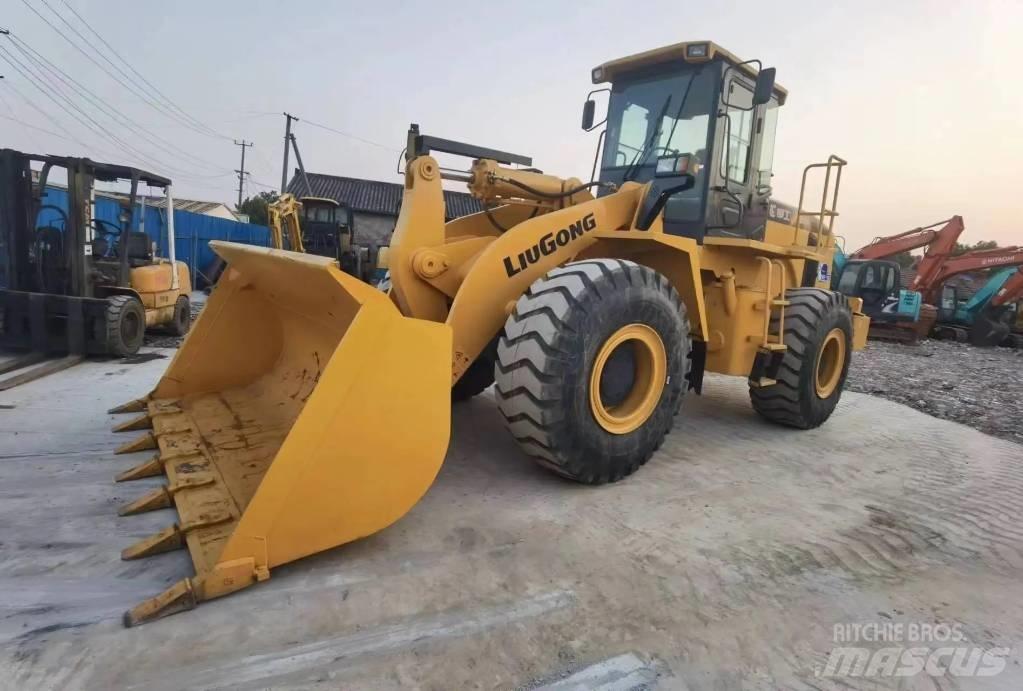 LiuGong 856 轮式装载机