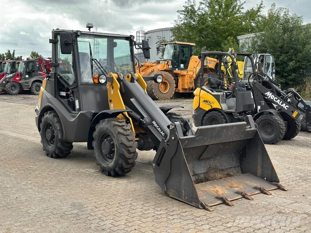 Mecalac AX 700 轮式装载机