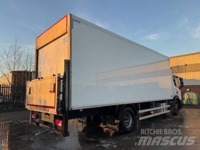 Scania P 250 冷藏车