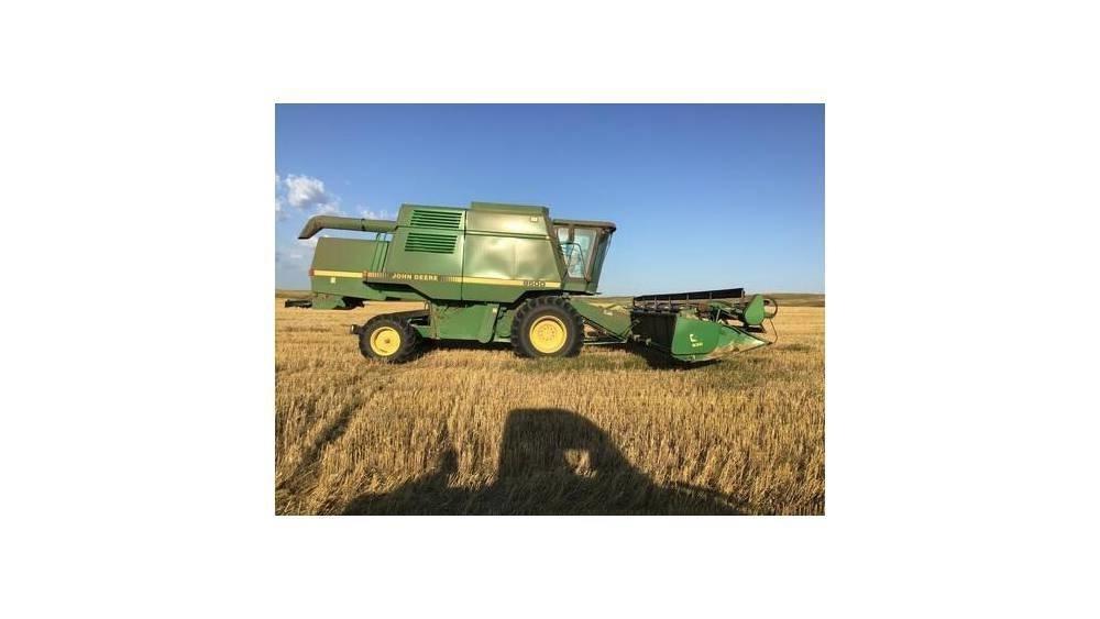 John Deere 9500 联合收割机