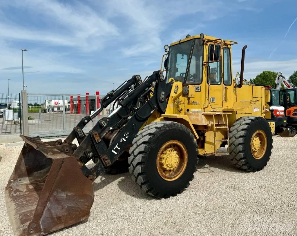 CAT IT 18 B 轮式装载机