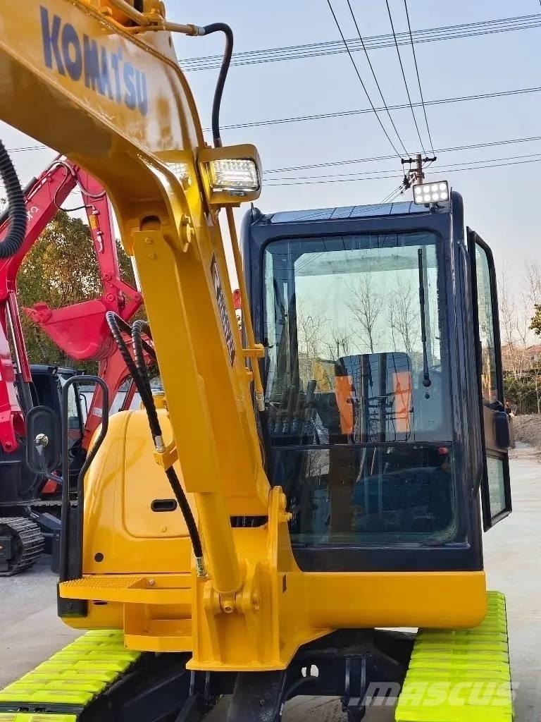 Komatsu PC 56-7 小型挖掘机