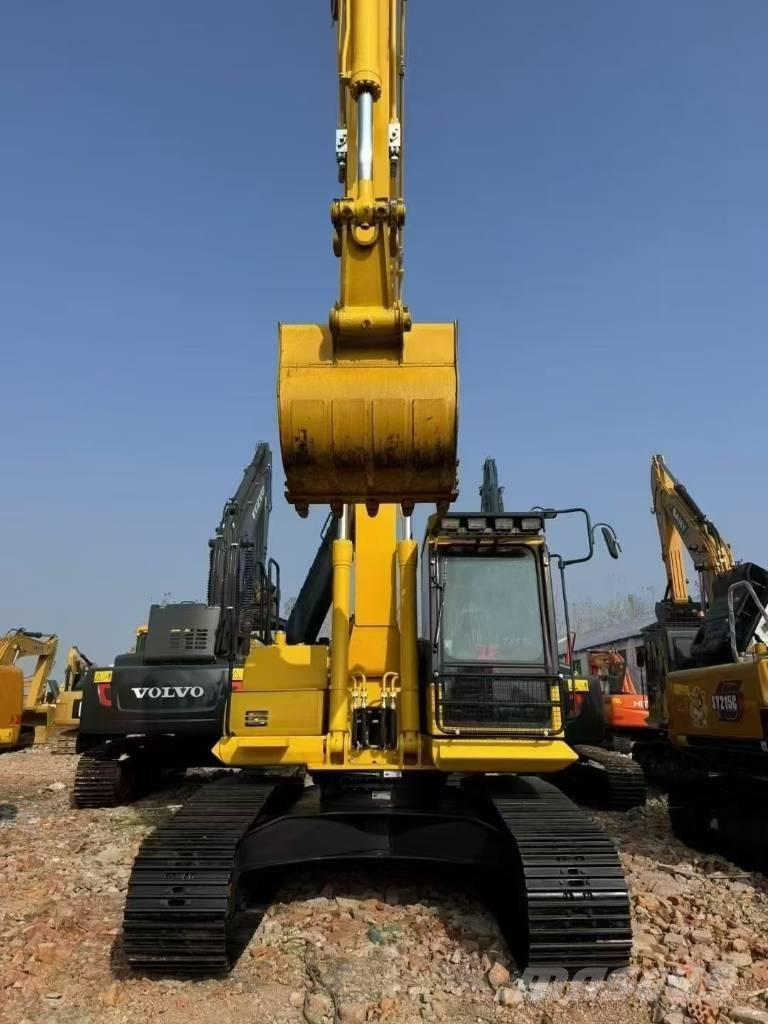 Komatsu PC 220-8 履带挖掘机