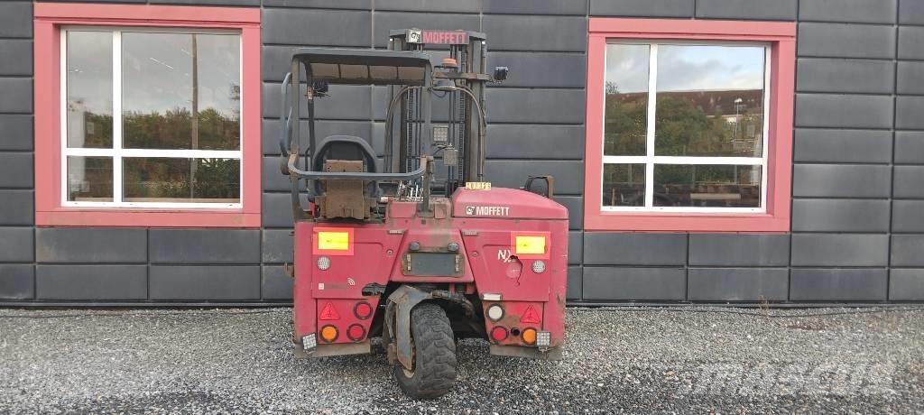 Moffett M5 25.3P NX 柴油叉车