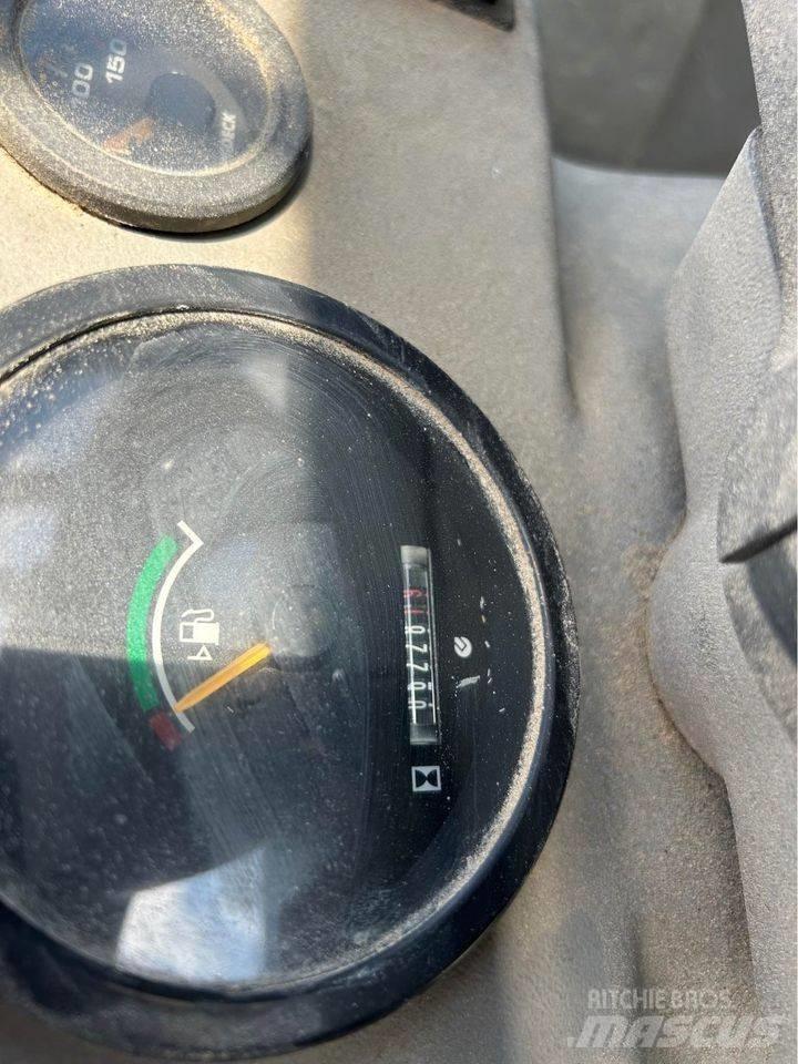Terex 2506 伸缩轮式装载机