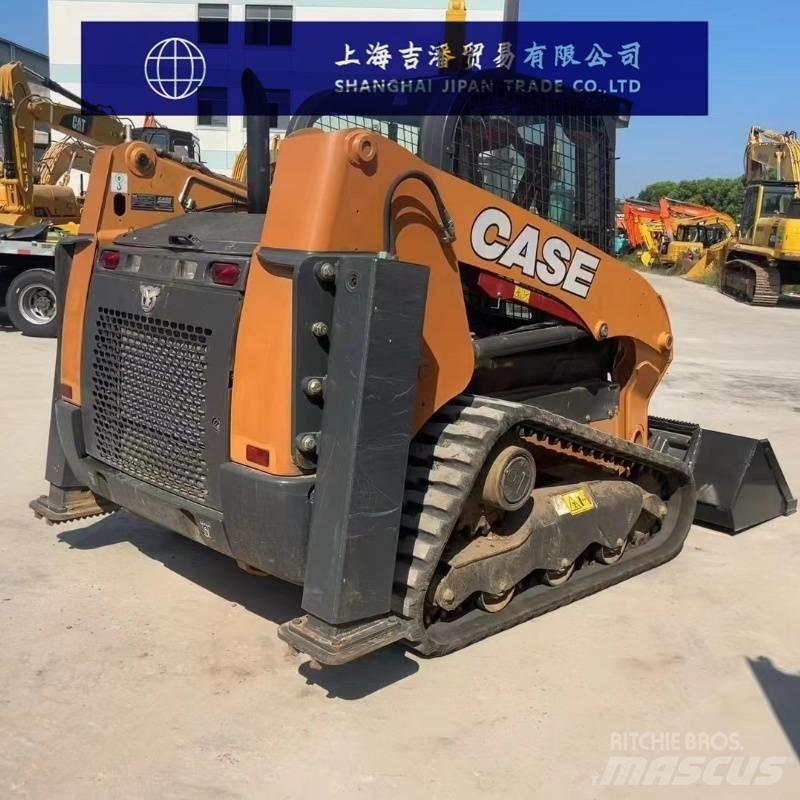 CASE TR 270 滑移装载机