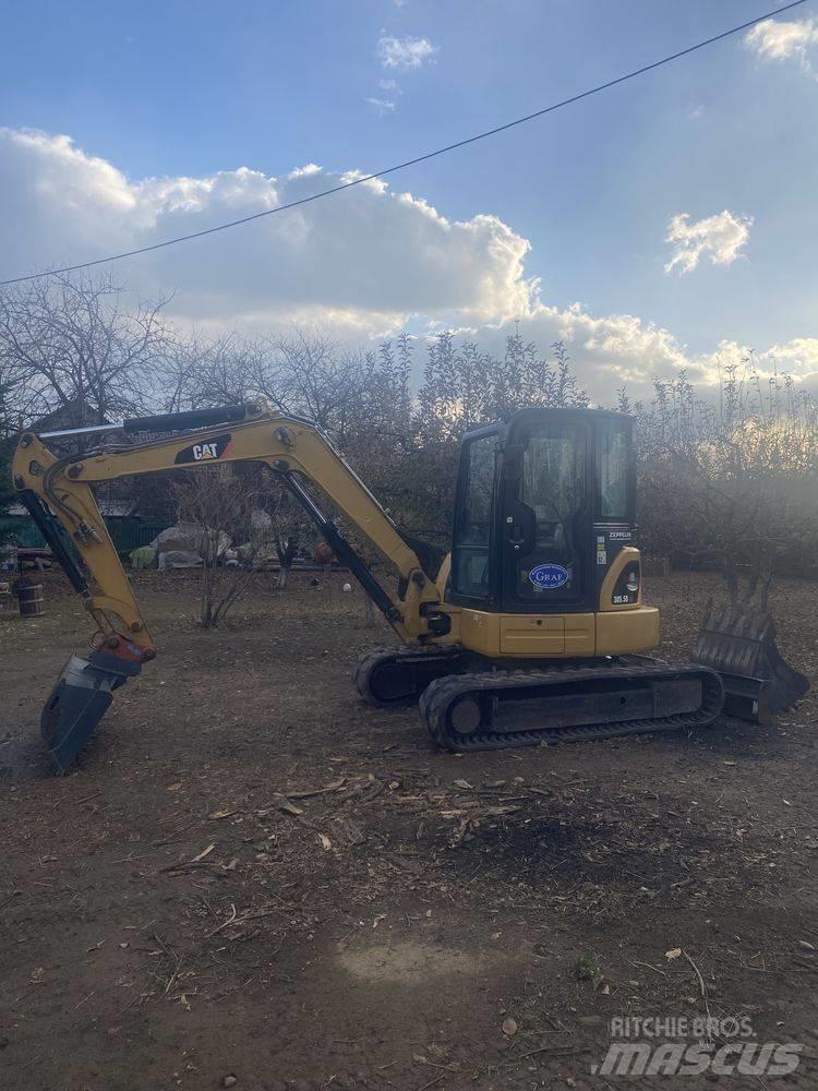 CAT 305.5 履带挖掘机
