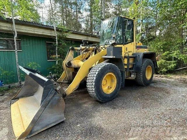 Komatsu WA 180-3 轮式装载机