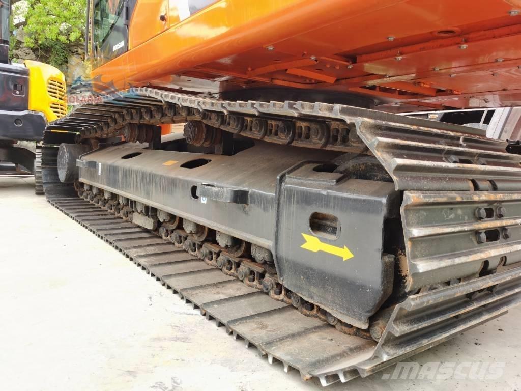 Doosan DX 225 LC 履带挖掘机