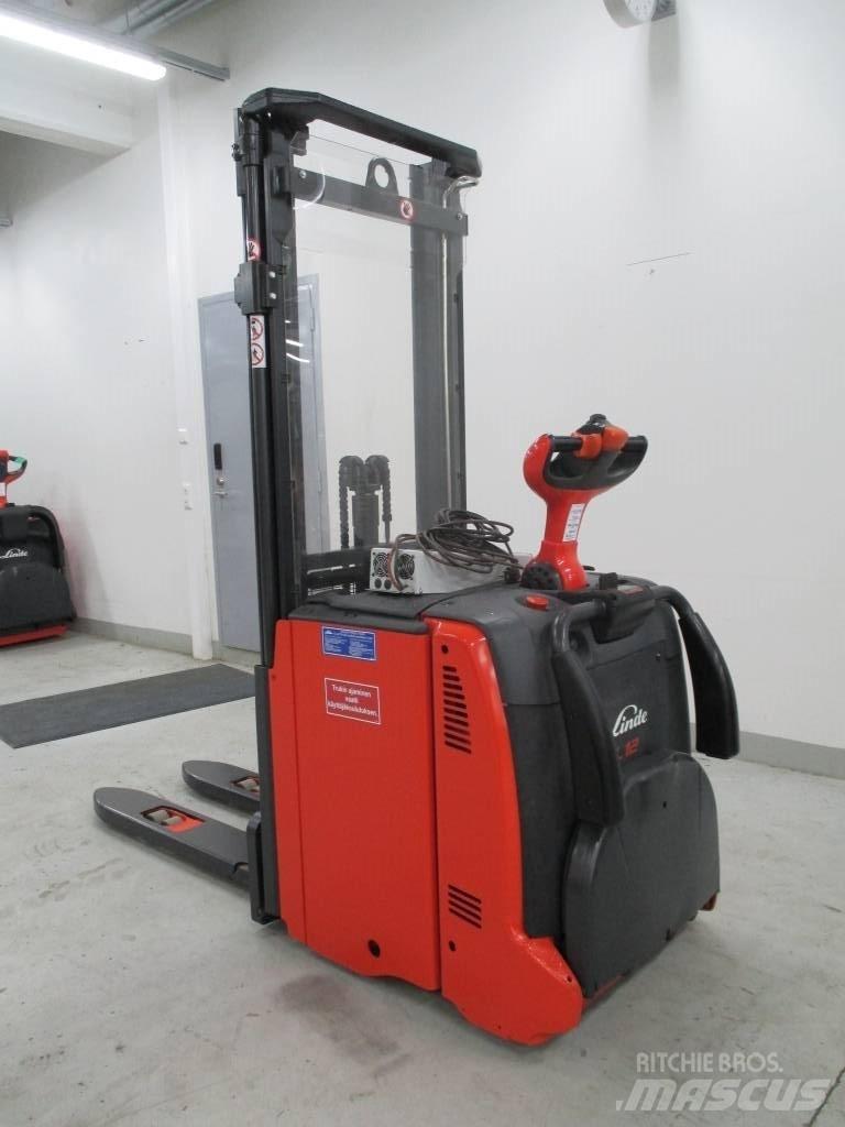 Linde L 12 AP 行走式堆垛机