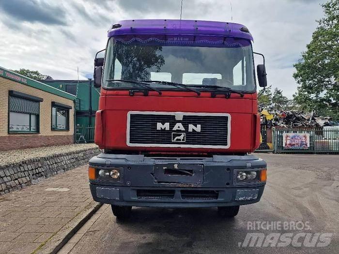 MAN 35.402 VFK 其他拖车