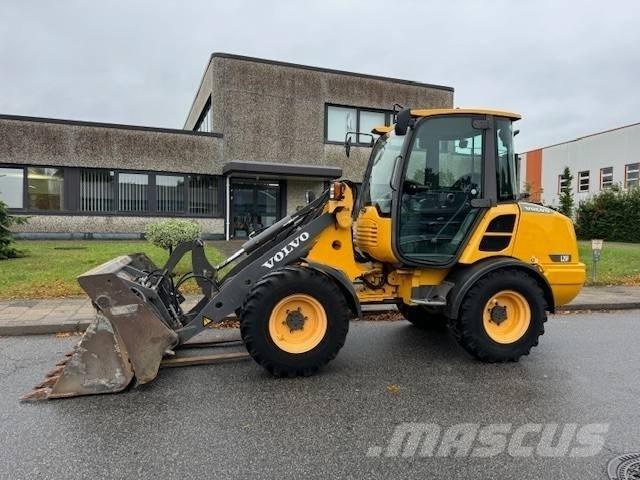 Volvo L 25 F 轮式装载机