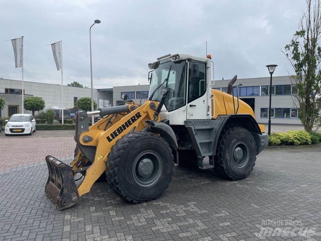 Liebherr L538 轮式装载机