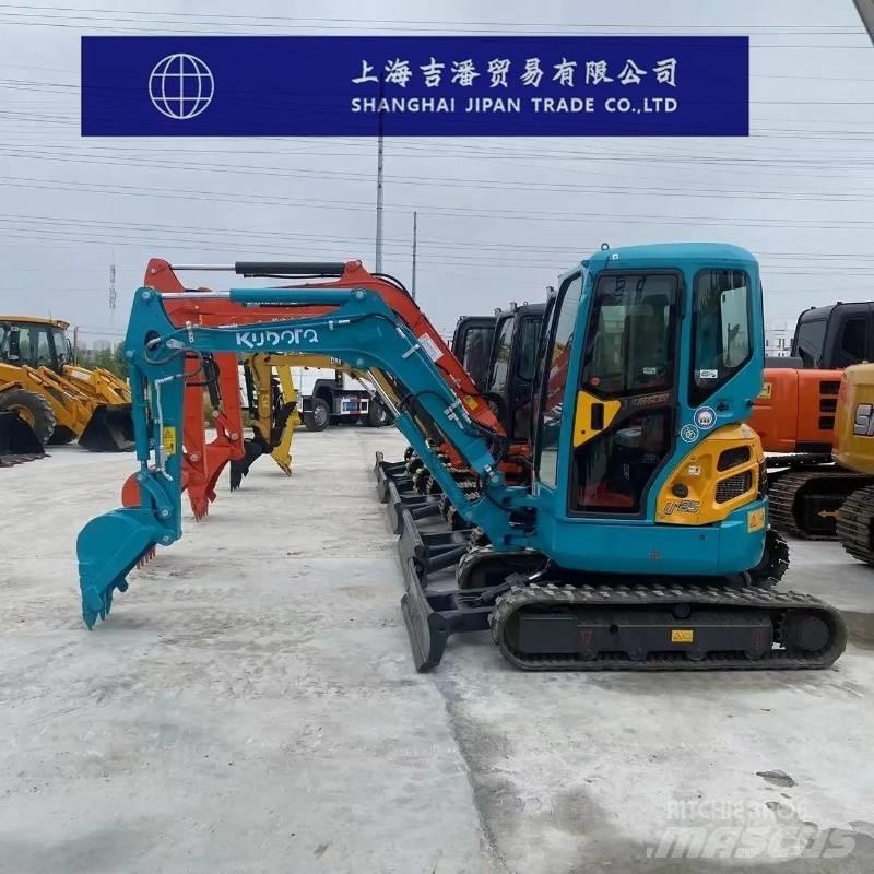 Kubota U 25 小型挖掘机