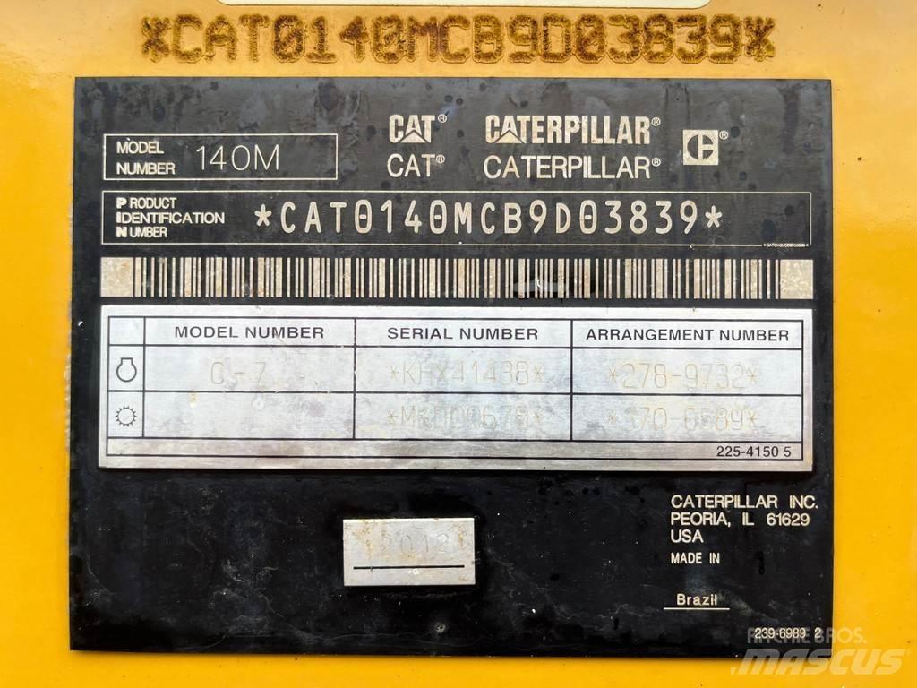 CAT 140M 平地机/推土机