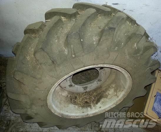  Pneu 10-15.3 轮胎、车轮、轮圈