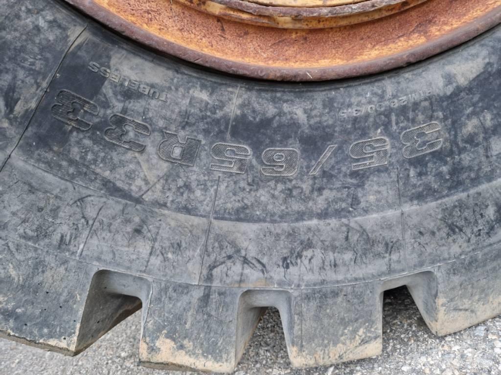 CAT 988 F 轮式装载机