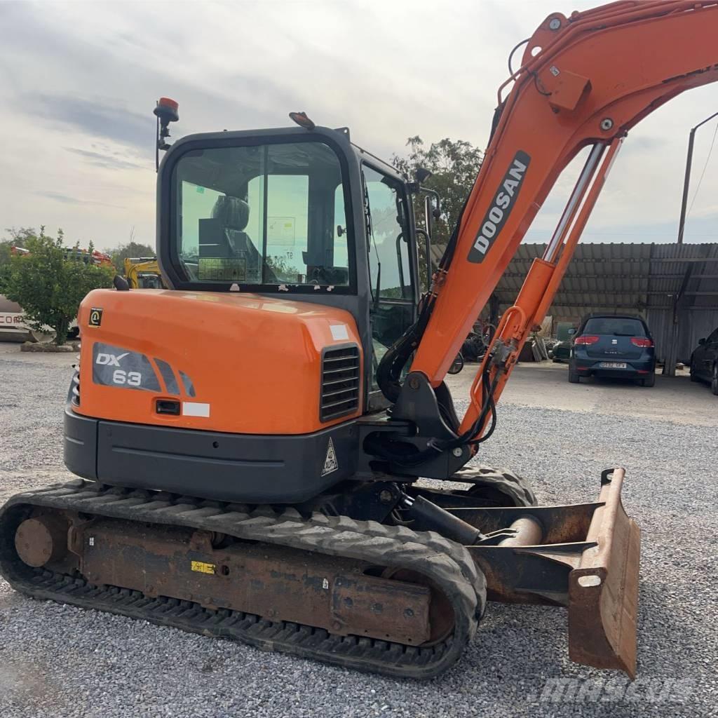 Doosan DX 63-3 小型挖掘机