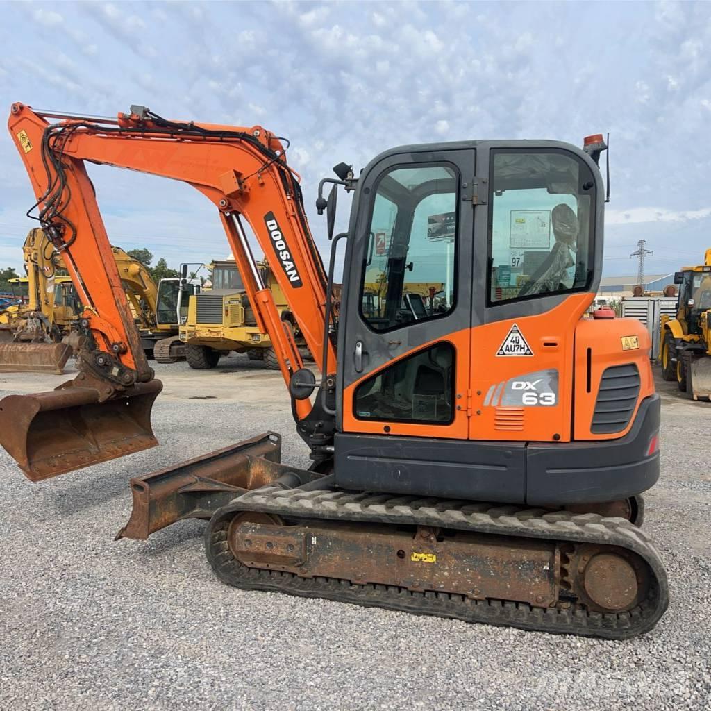 Doosan DX 63-3 小型挖掘机