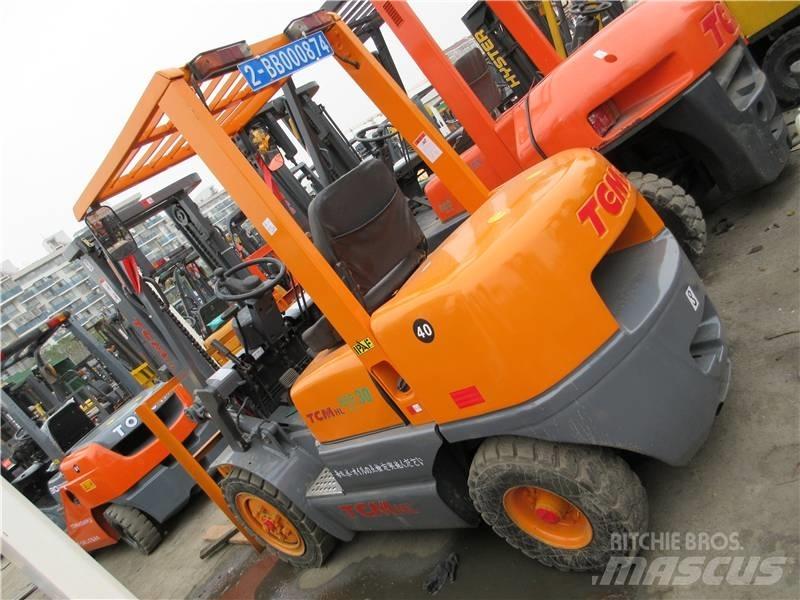 TCM FD 30 柴油叉车