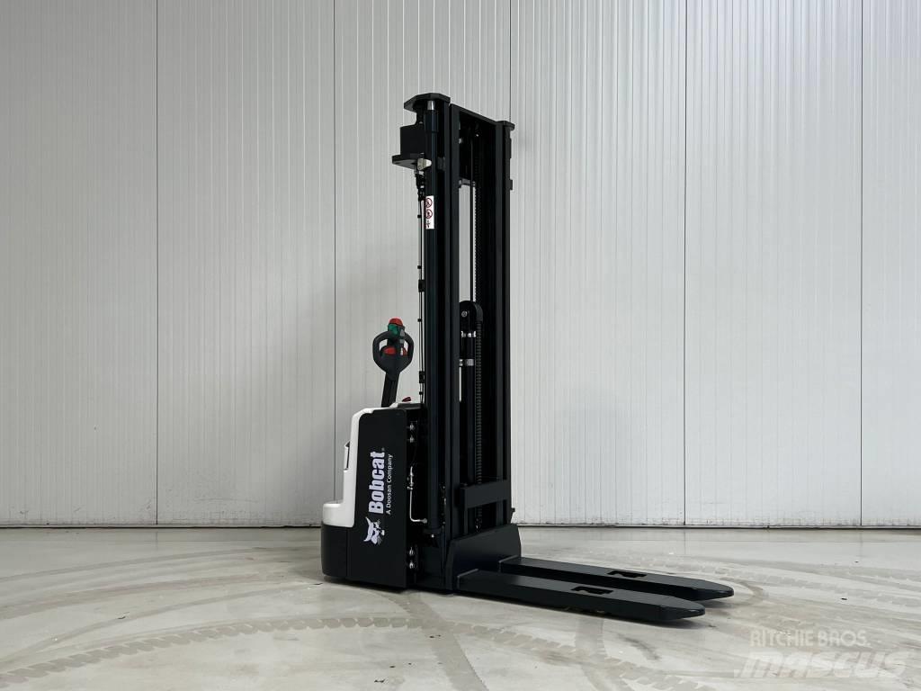 Bobcat BSL16N-7 手推堆垛车