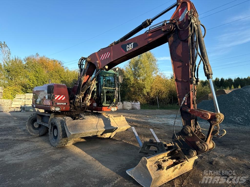 CAT 313 D 轮式挖掘机