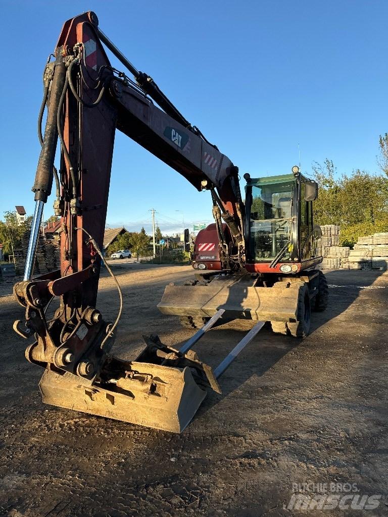 CAT 313 D 轮式挖掘机